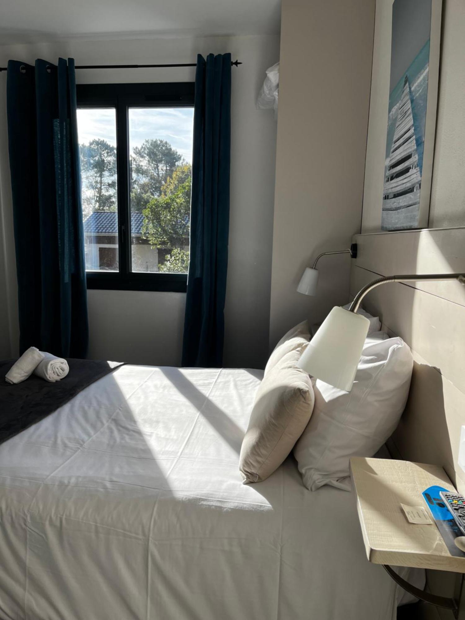 Hotel Cote Et Lac بيسكاروس المظهر الخارجي الصورة